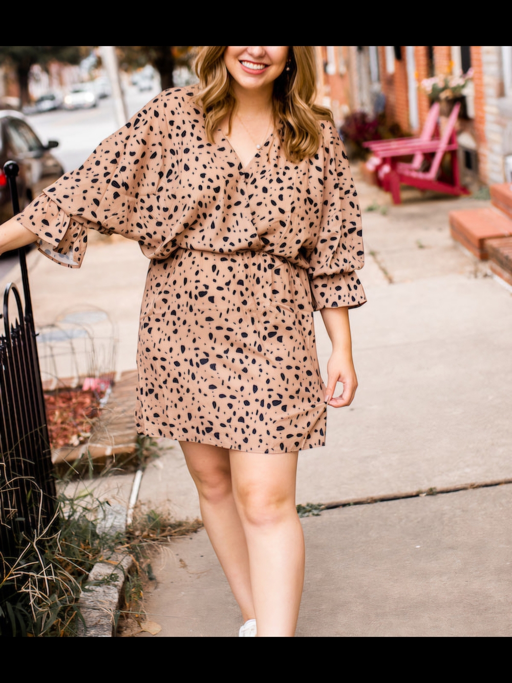 New Eesome Animal Print V-Neck Mini Dress Size Large